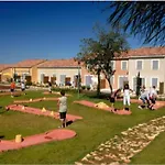 La Maison Bleue Nyaraló Calvisson