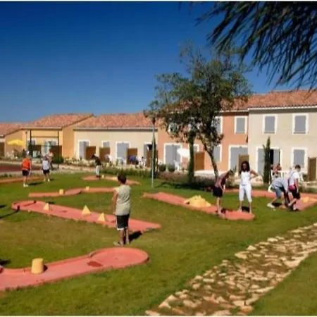 La Maison Bleue Holiday home Calvisson