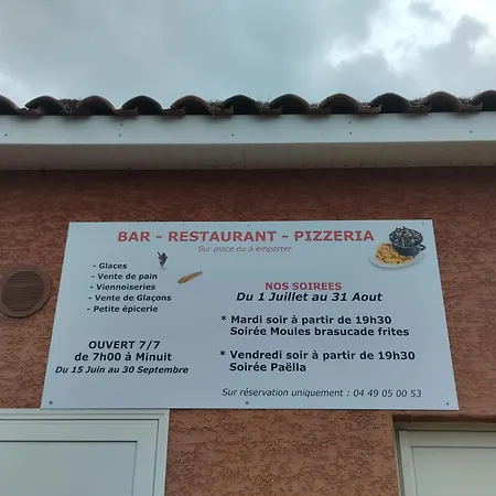 בית נופש La Maison Bleue קאלביסון