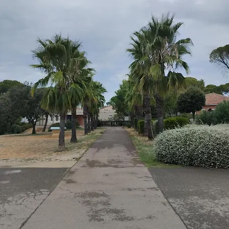 La Maison Bleue קאלביסון