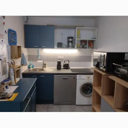 La Maison Bleue * كالفيسون