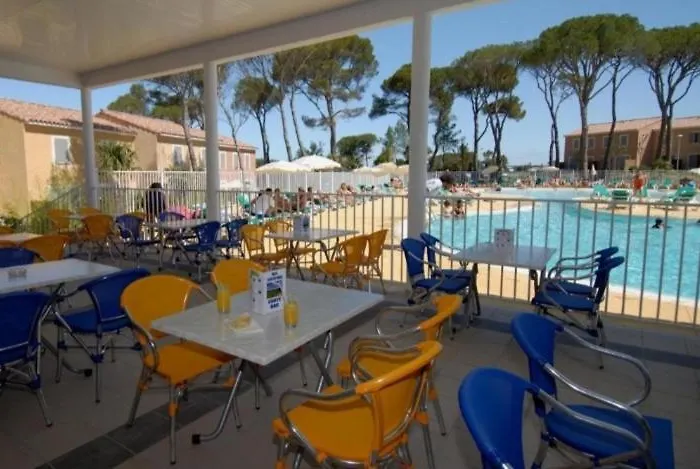 بيت للعطل La Maison Bleue كالفيسون